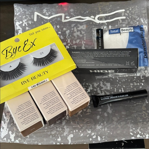 NIB HIDE full coverage concealer & Bundle of 6 other beauty items in MAC bag - Picture 6 of 7